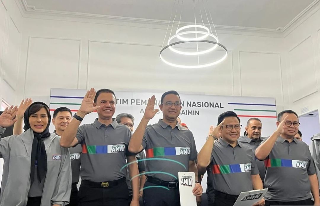 Anies Baswedan dan Cak Imin usai melakukan deklarasi komposisi Timnas AMIN, Selasa 14 November 2023