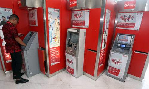 OCBC Ganti Logo - Panji 4.jpg