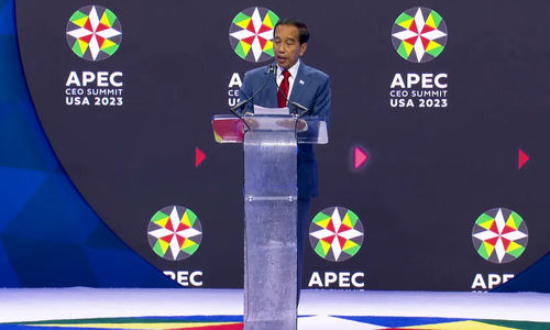 Presiden Jokowi saat memberikan pidato di forum Asia Pacific Economic Cooperation (APEC) Ceo Summit 2023 yang diselenggarakan di San Francisco, Kamis 16 November 2023. 