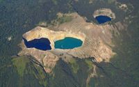 gunung-kelimutu-danau-tiga-warna.jpg