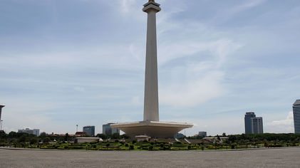 Monas