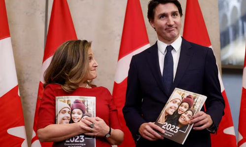 Wakil Perdana Menteri dan Menteri Keuangan Kanada Chrystia Freeland dan Perdana Menteri Justin Trudeau