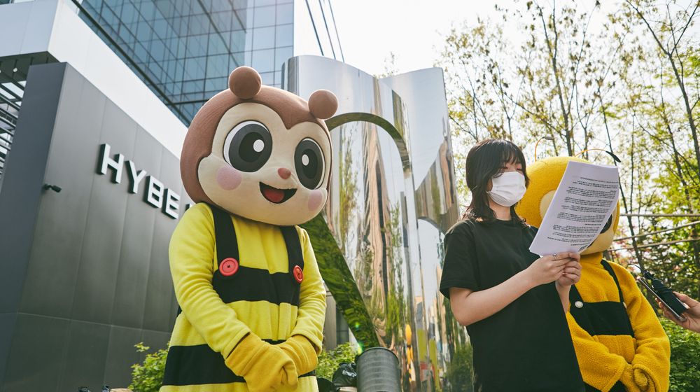 1_Plastic Albums Campaign2 (1) (1).jpeg