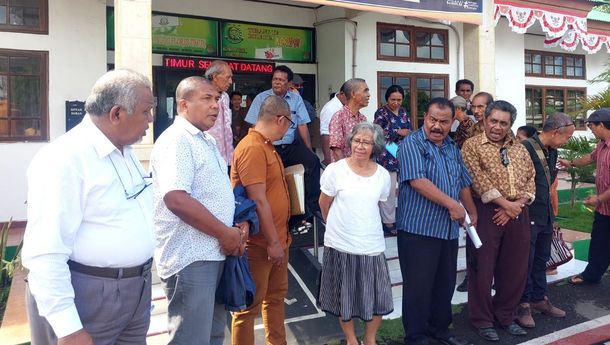 Diduga Keliru Gunakan Dana Tunjangan DPRD, IKB DPRD Flotim Laporkan Penjabat Bupati ke Kejari