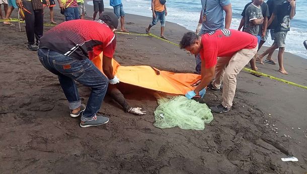 Mayat Tanpa Identitas Ditemukan di Pantai Mbu'u. Dekat Ende 