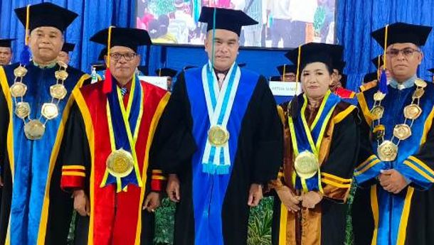 Dua Guru Besar Asal Flores Lahir dari Politani Negeri Kupang, Profesor Matheus dan Profesor Theresia