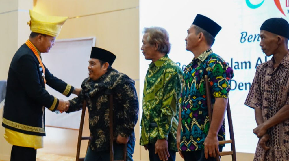 Gubernur Rohidin Mersyah dalam Peringatan Hari Disabilitas Internasional Berlangsung di Balai Raya Semarak Bengkulu.