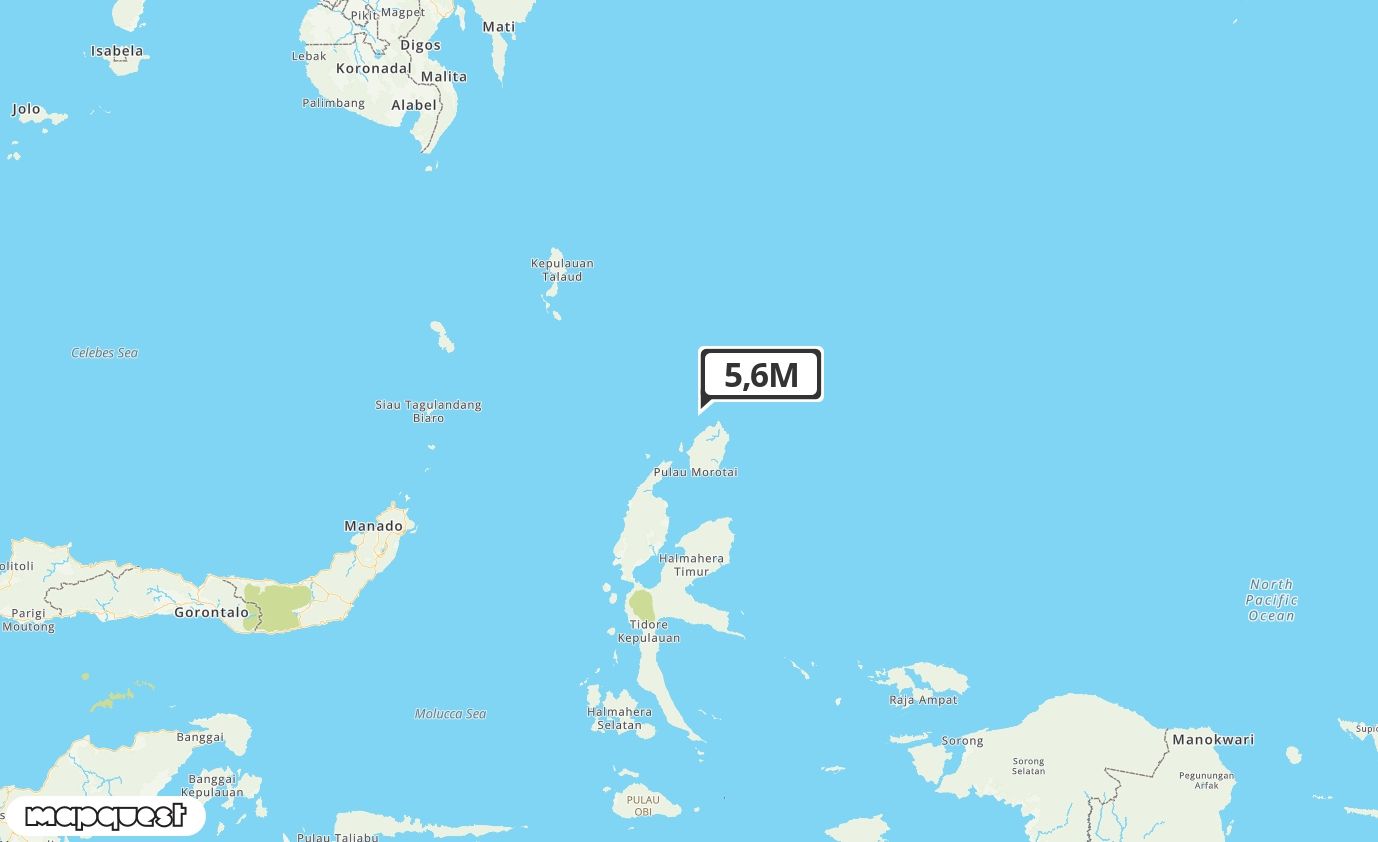 Pusat gempa berada di laut 64 km timur laut Pulaudoi