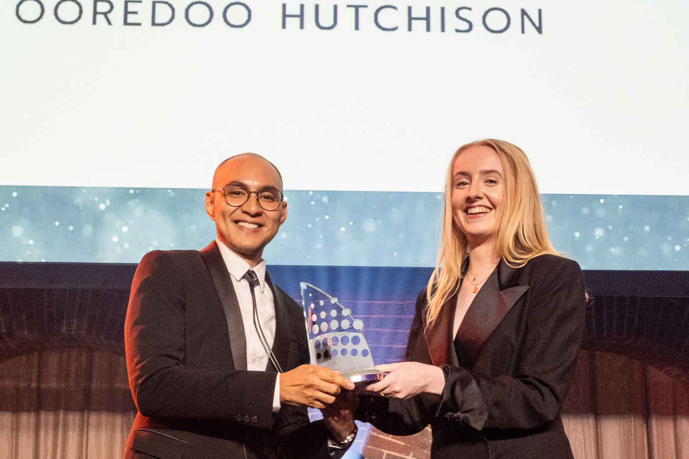 Indosat Ooredoo Hutchison Borong Penghargaan World Communications Award 2023 