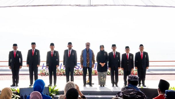 Hari Nusantara 2023 di Tidore, Tujuh Kepala Daerah Diganjar Satlayancana Wira Karya 