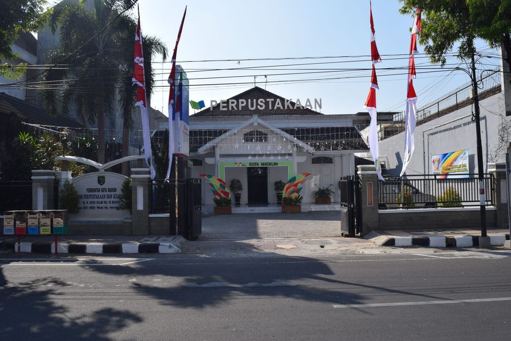 A-DINAS PERPUSATAKAAN MADIUN.jpg