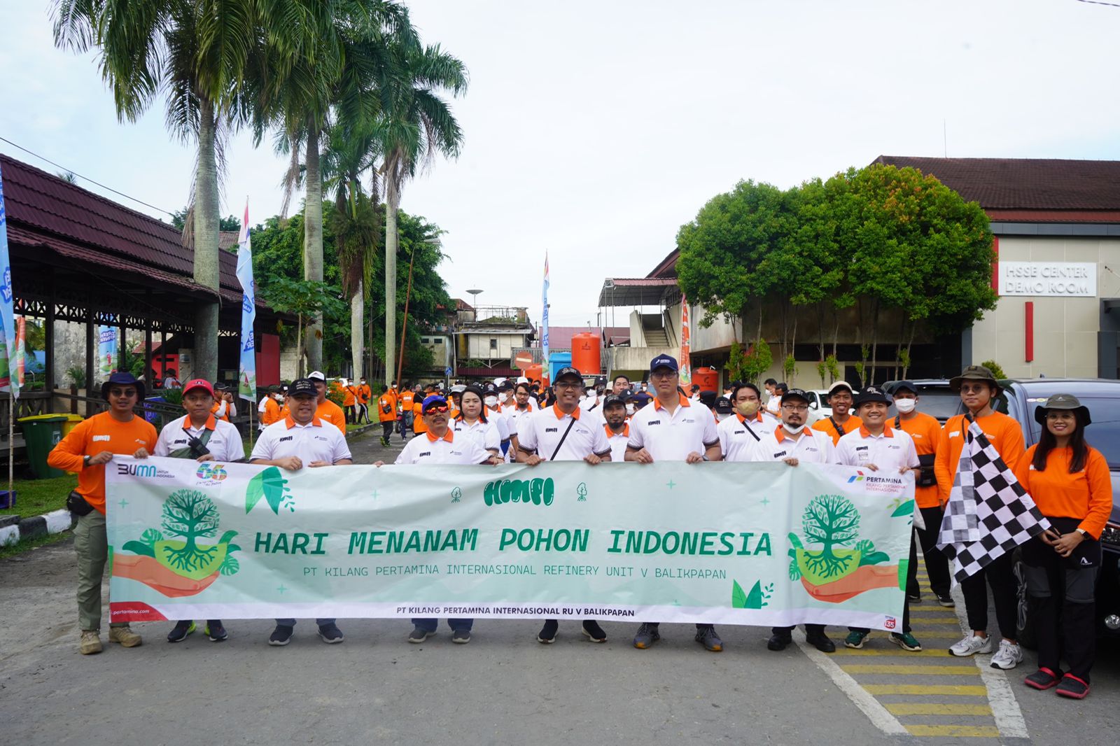 Lestarikan Lingkungan, Kilang Pertamina Unit Balikpapan Tanam 1000 ...