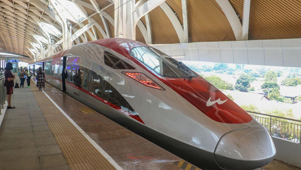 Jakarta - Surabaya Rencana Hanya 2 Jam dengan Kereta Cepat