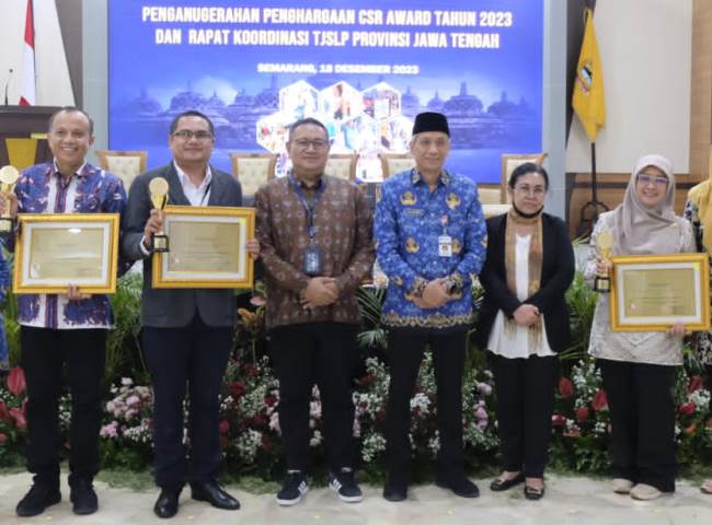 Pertamina Raih Penghargaan BUMN Terbaik 1 Ajang CSR Award Jateng 2023 ...