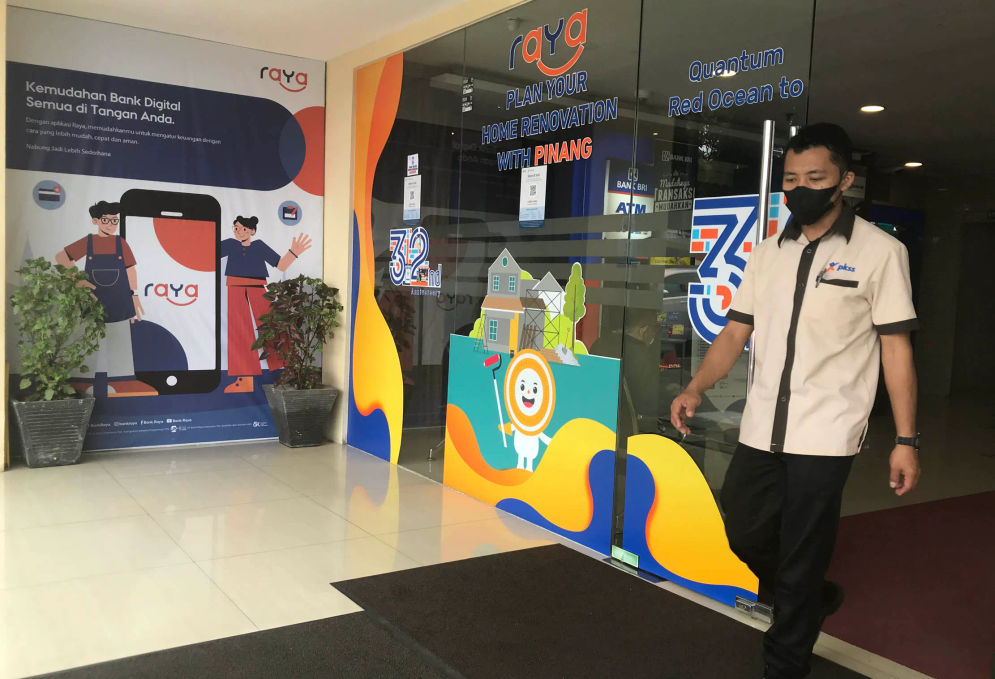 Emiten perbankan digital PT Bank Raya Indonesia Tbk (AGRO) sukses membukukan laba bersih Rp20,8 miliar per November 2023.