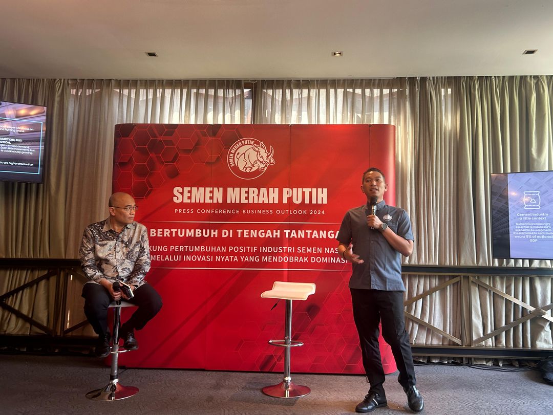 rodusen ‘Semen Merah Putih’, PT Cemindo Gemilang Tbk (CMNT) mematok target pertumbuhan produktivitas sebesar 2% baik tahun 2023 maupun tahun depan. 