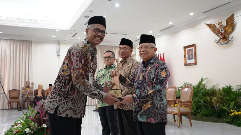 Implementasikan Pendidikan Perkoperasian, SMA Muhi Yogyakarta Raih Anugerah Revolusi Mental Tahun 2023