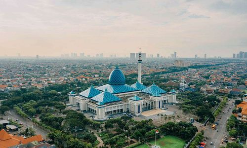 A-MASJID AGUNG SURABAYA.jpg