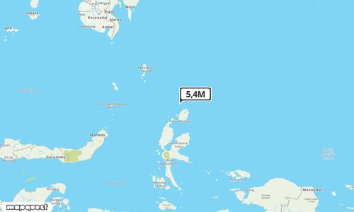 Pusat gempa berada di laut 65 km TimurLaut Pulau Doi