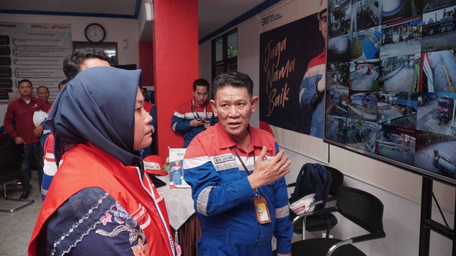 Pastikan Pelayanan Satgas Nataru di Balikpapan, Direksi Pertamina Patra Niaga Turun Langsung ke Lapangan 