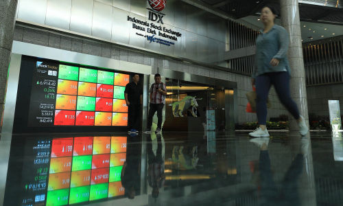 PT Bursa Efek Indonesia (BEI) menargetkan sebanyak 62 perusahaan dapat melaksanakan hajatan initial public offering (IPO) alias listing pada tahun 2024 yang memiliki shio Naga Kayu.