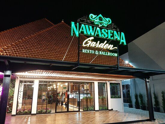 Salah satu restoran di Kota Madiun. Restoran menjadi salah satu penyumbang PAD terbesar di kota itu.