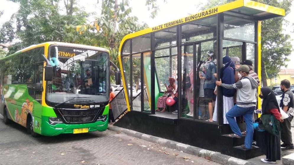 A-BUS TRANSJATIM.JPG