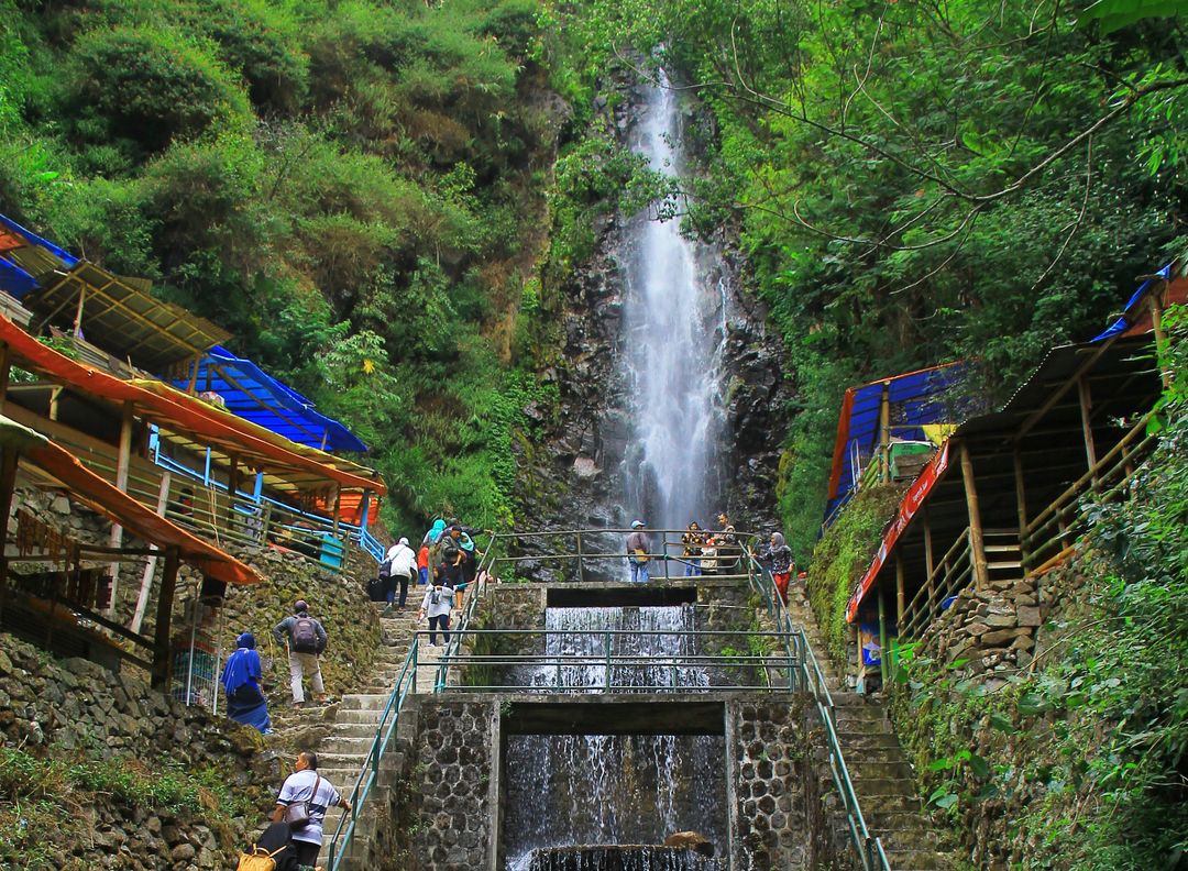 Air Terjun Tirto Sari Sarangan