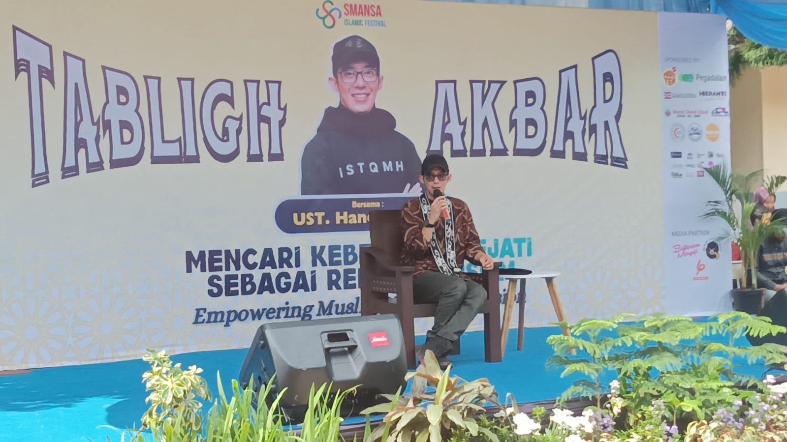 Tabligh Akbar SMAN 1 Balikpapan Dihadiri Ustadz Handy Bonny 