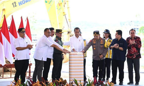 Presiden Joko Widodo melakukan peletakan batu pertama atau groundbreaking Memorial Park Ibu Kota Nusantara (IKN), Rabu 17 Januari 2024