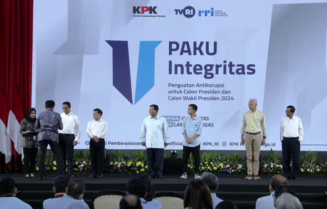 Para Capres-Cawapres dalam Acara PAKU Integritas yang diselenggarakan KPK