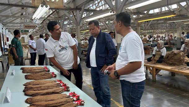 Jajaki Peluang Sinergi, PTPN I Regional 4 Kunjungan Kerja ke Kebun Tembakau dan HGU Tebu