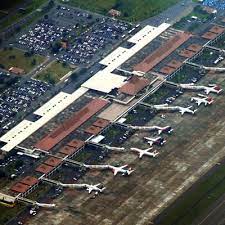 Pesawat yang parkir di Bandara Internasional Juanda Surabaya 
