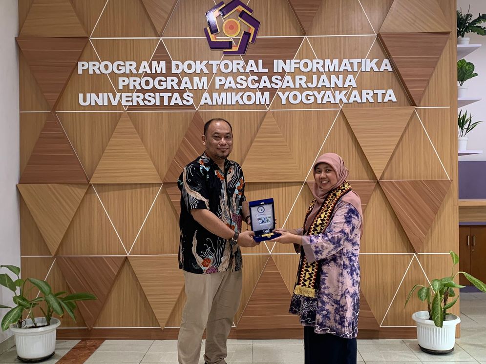 Institut Informatika dan Bisnis (IIB) Darmajaya melakukan kunjungan ke beberapa perguruan tinggi di Pulau Jawa 