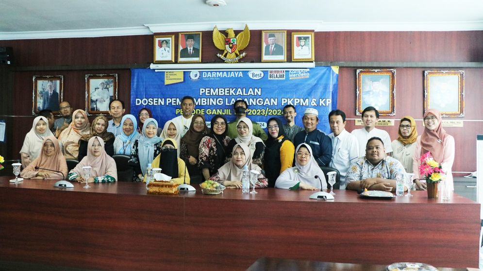 Panitia Praktik Kerja Pengabdian Masyarakat (PKPM) dan Kerja Praktik (KP) semester ganjil 2023/2024 menggelar pembekalan dosen pembimbing lapangan (DPL) dan mahasiswa pada Jumat, (27/1/2024).