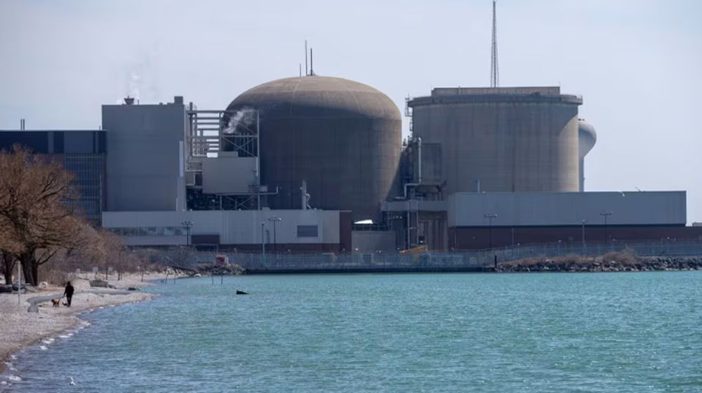 Stasiun Pembangkit Listrik Tenaga Nuklir Pickering dekat Toronto, Ontario, Kanada