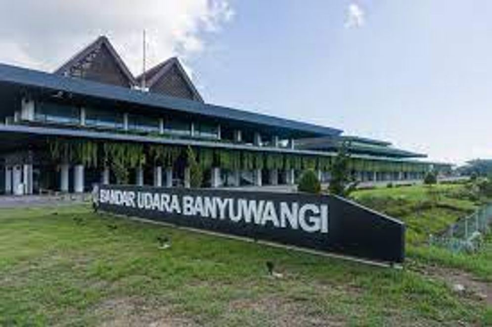 A-BANDARA BANYUWANGI.jpg