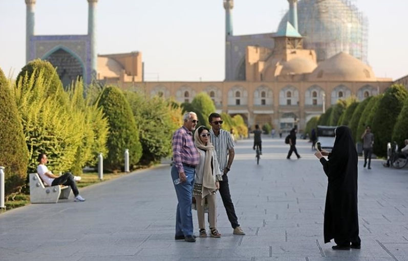 Ilustrasi wisatawan asing di Iran