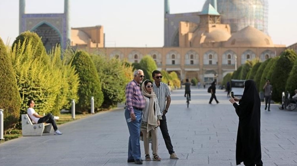 Ilustrasi wisatawan asing di Iran