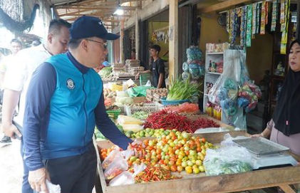 Tekan Angka Inflasi, Makmur Marbun Minta Rutin Monitoring Harga Kebutuhan Pokok (Foto Humas PPU)