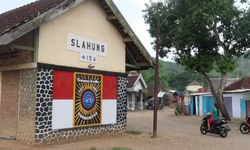 A-PONOROGO SLAHUNG.JPG