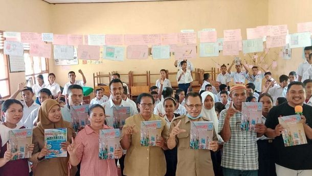 SMPN 9 Kota Komba, Matim Luncurkan Majalah Sekolah 'MELATI'