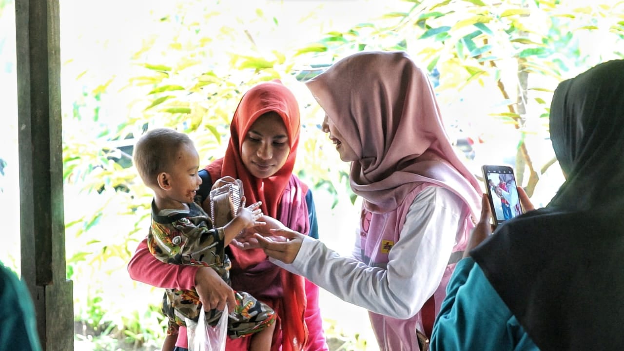 Program kesehatan pengentasan stunting yang dilakukan oleh PT PLN di Nusa Tenggara Barat (NTB)