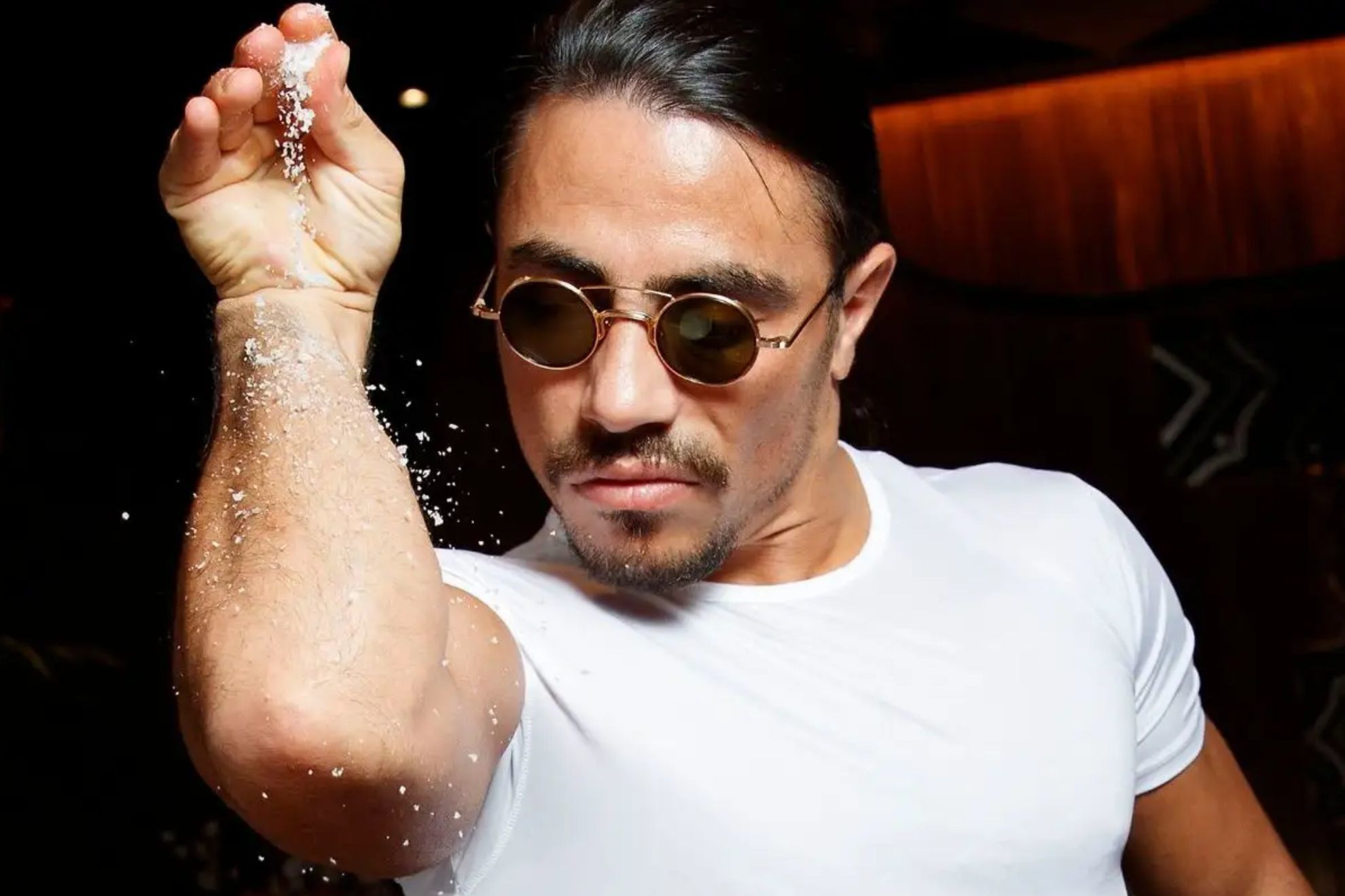 Kontroversi Restoran Steak Mewah Milik Salt Bae di London