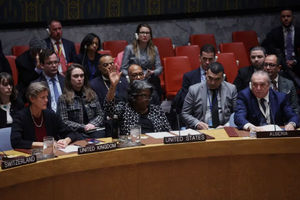 Duta Besar AS untuk Perserikatan Bangsa-Bangsa Linda Thomas-Greenfield memberikan hak veto atas resolusi Dewan Keamanan PBB untuk menuntut gencatan senjata kemanusiaan segera di Gaza