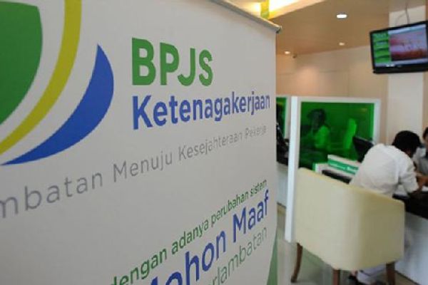 Ilustrasi pelayanan di kantor BPJS Ketenagakerjaan.jpg