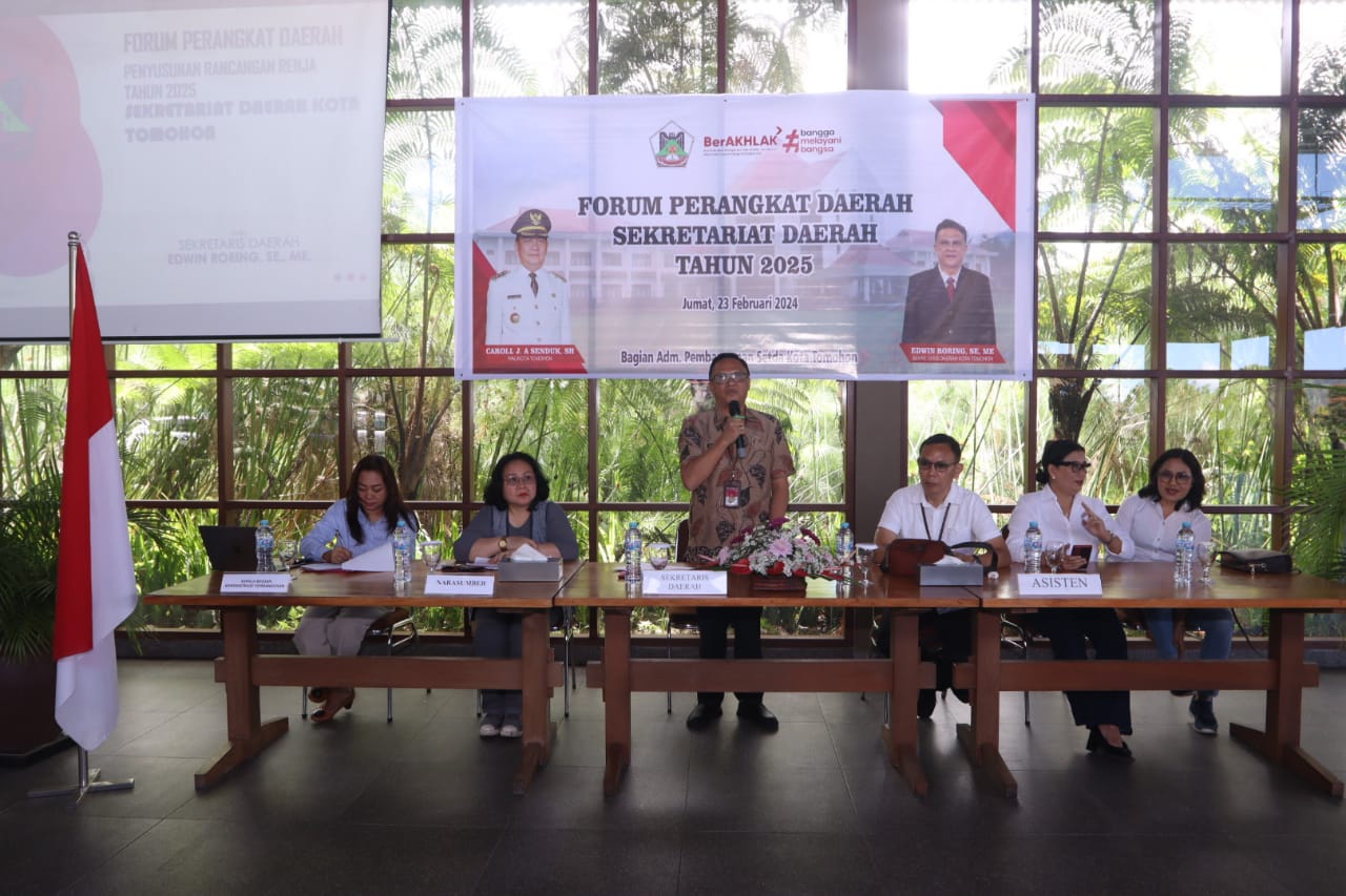 membuka pelaksanaan Forum Perangkat Daerah (FPD) Sekretariat Daerah Tahun 2025, bertempat di Jhoanie Hotel Tomohon. (Foto:Jor)