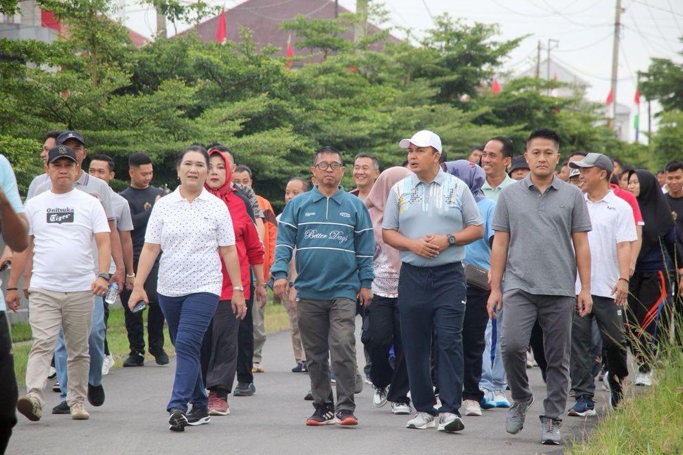 Kanwil Kemenkumham Lampung gelar kegiatan jalan sehat dan senam bersama di Griya Abhipraya Kompleks Pemasyarakatan Way Huwi