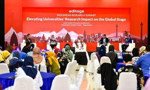 FOTO 4 - Indonesia Research Summit.jpg