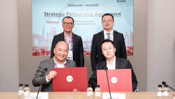 Telkomsel dan Huawei Kerja Sama Home Broadband and 5G Innovation serta Talent Development di MWC 2024